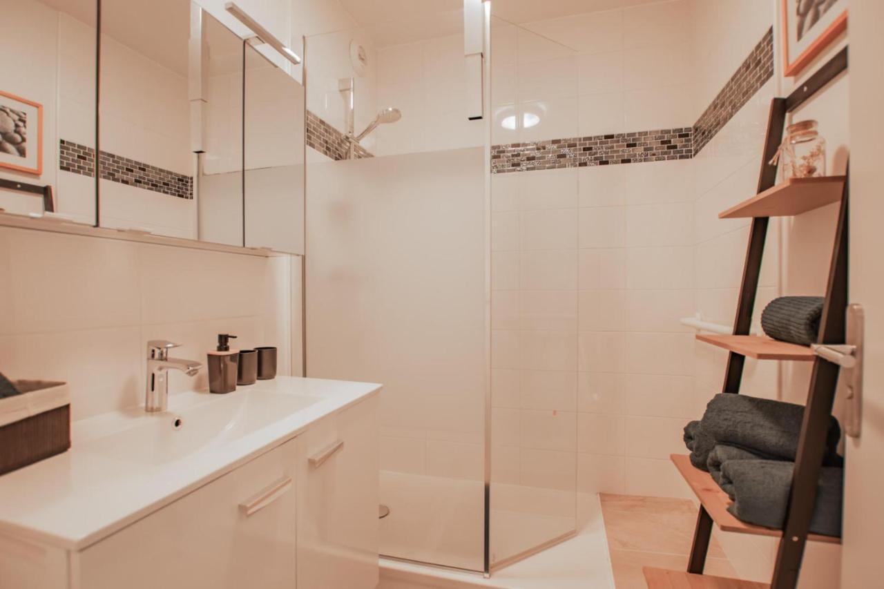 Appartement Hyper Centre Avec Garage Prive Конкарно Экстерьер фото